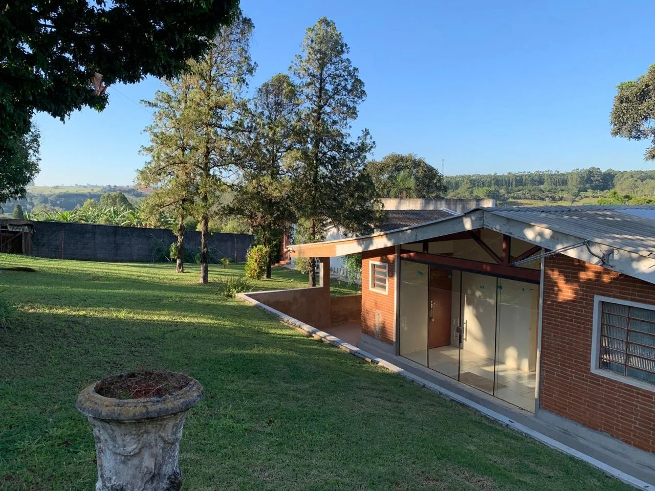 Chácara com 3 casa em um único imóvel