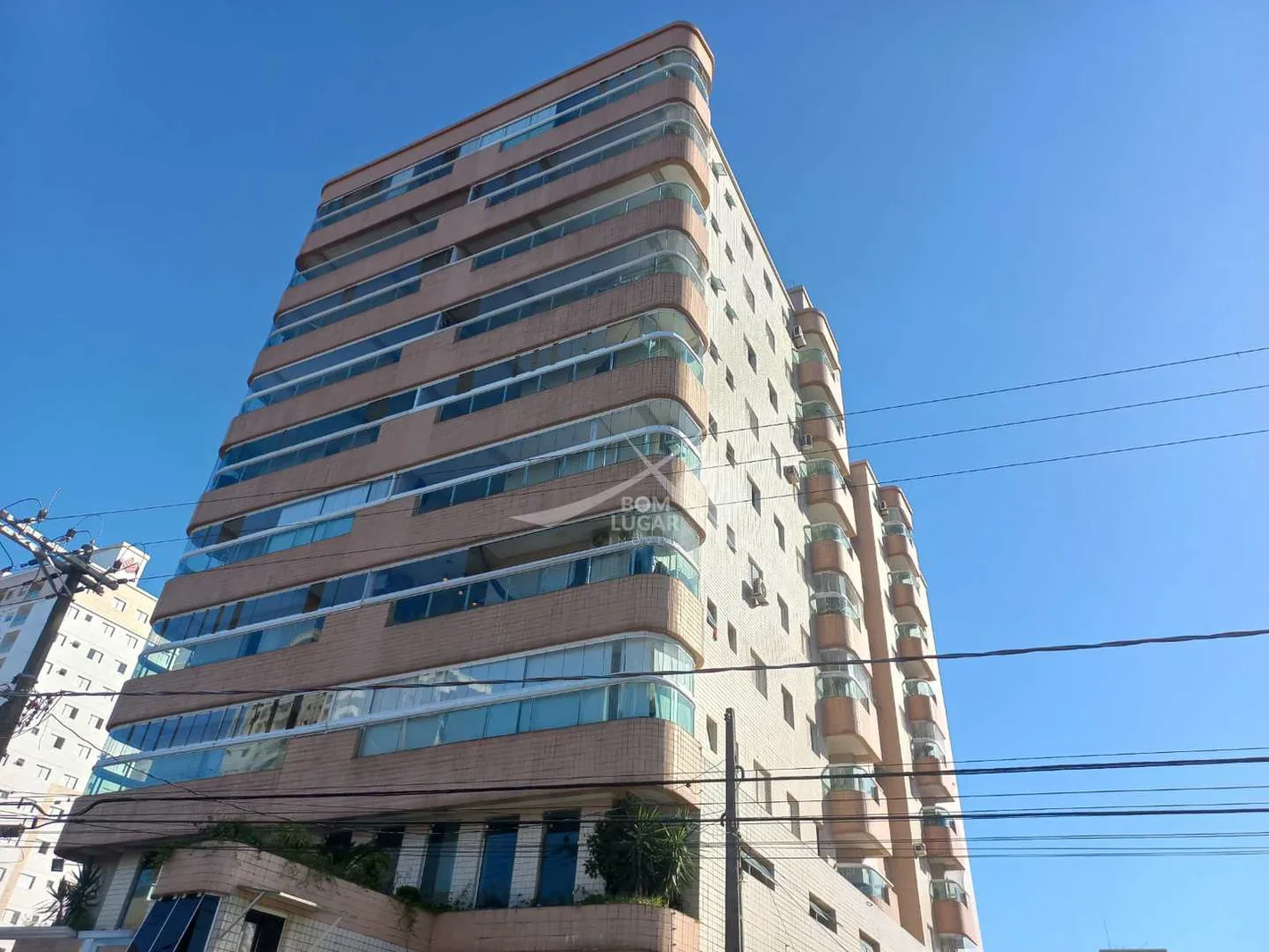 Apartamento 1 dormitório com varanda gourmet, 1 vaga de garagem