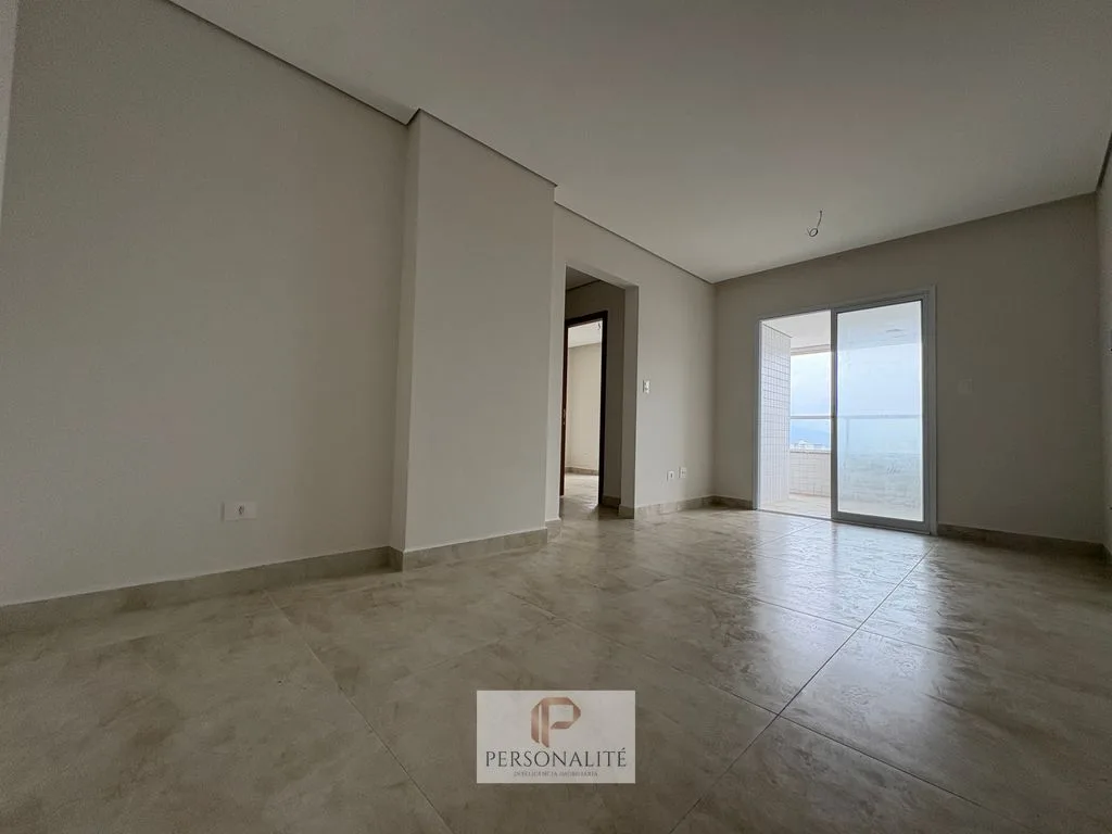 Apartamento 2 dormitórios com suíte e vista para o mar