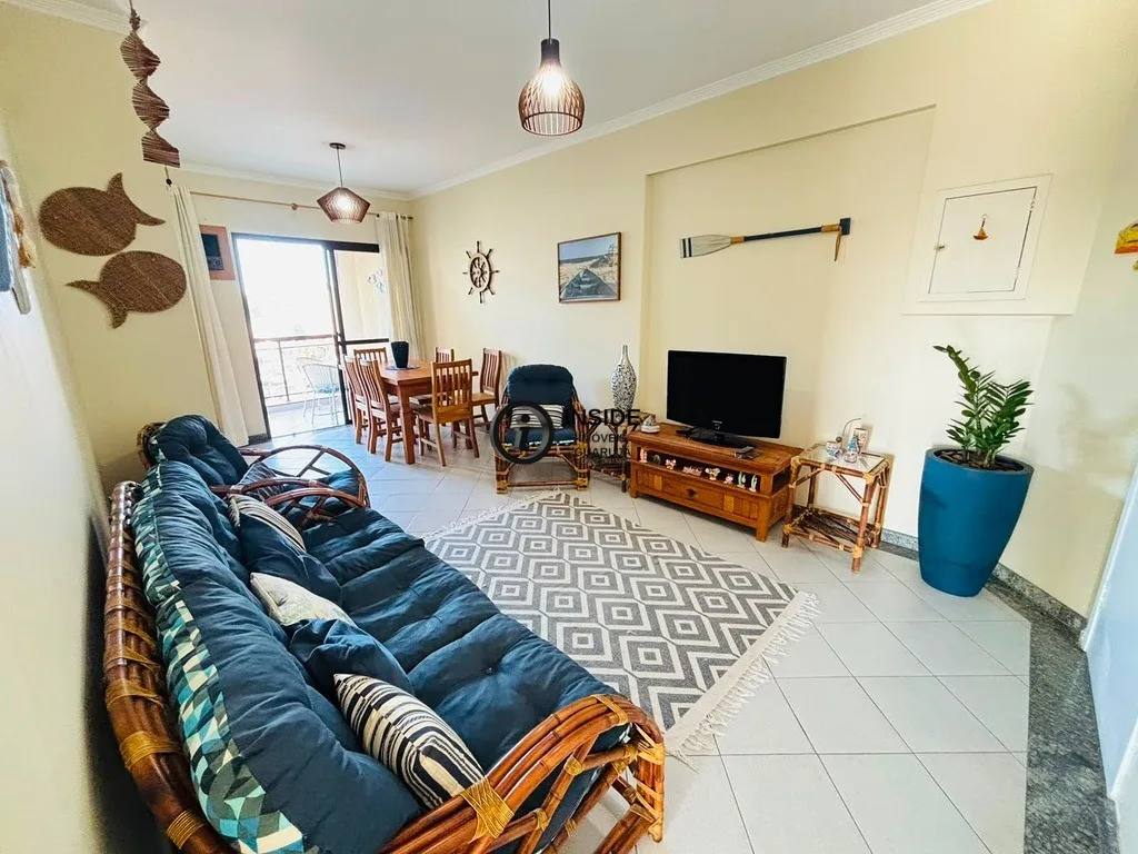 Apartamento à venda com 3 quartos na enseada