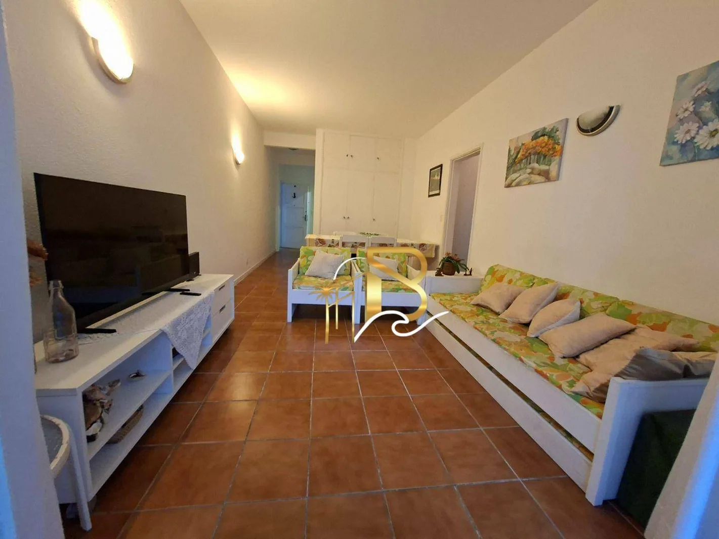 Apartamento com 2 dormitórios à venda, 124 m² por R$ 700.000,00 - Praia das Pitangueiras - Guarujá/SP