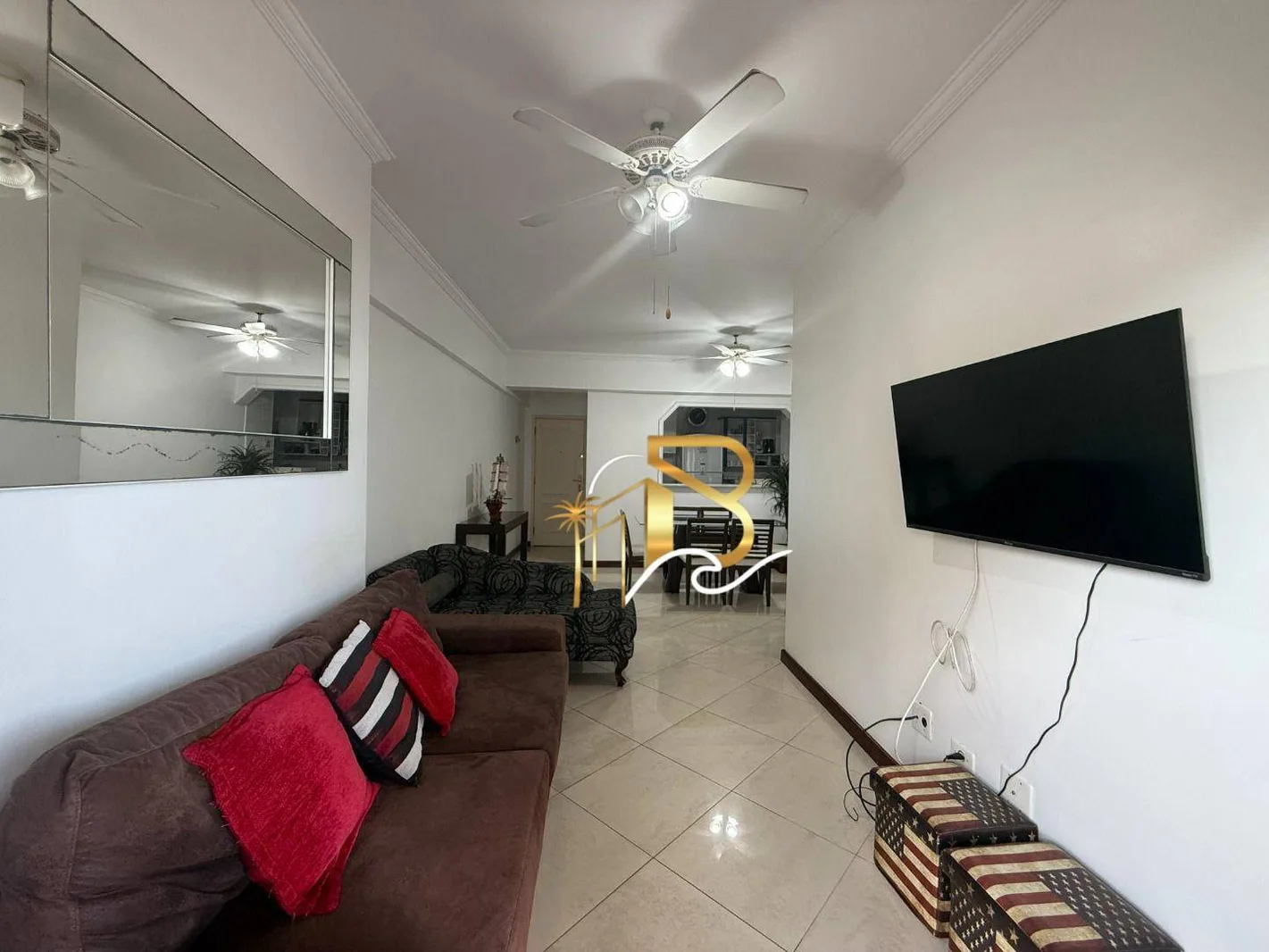 Apartamento com 2 dormitórios à venda, 93 m² por R$ 800.000,00 - Praia da Enseada - Guarujá/SP