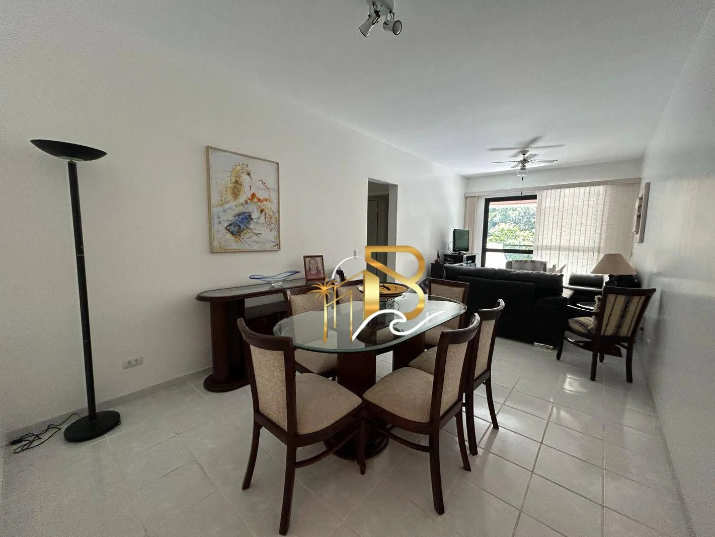 Apartamento com 3 dormitórios à venda, 105 m² por R$ 650.000 - Pitangueiras - Guarujá/SP