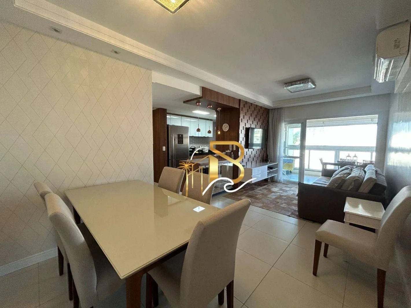 Apartamento com 3 dormitórios à venda, 115 m² por R$ 1.550.000 - Pitangueiras - Guarujá/SP