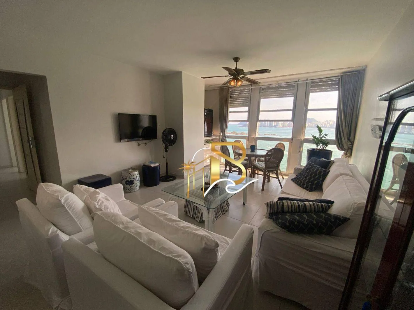 Apartamento com 3 dormitórios à venda, 140 m² por R$ 954.000 - Praia das Pitangueiras - Guarujá/SP