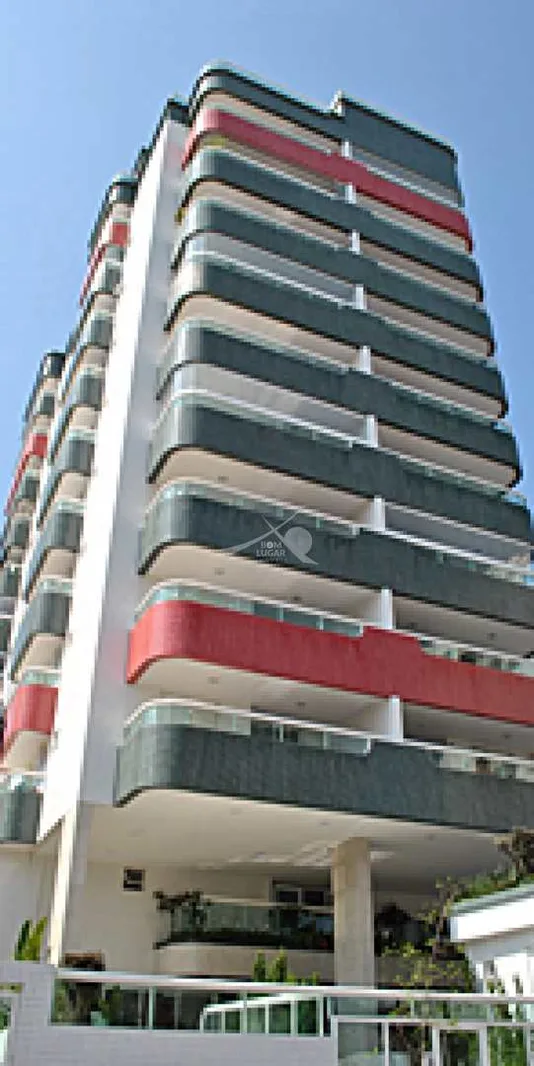 Apartamento em Canto do Forte