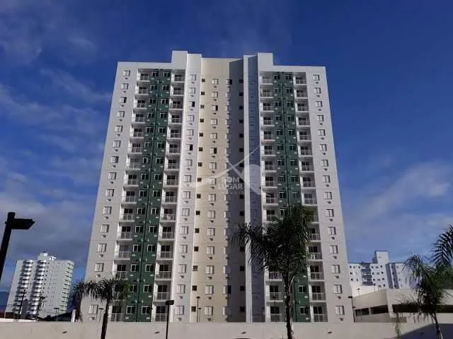 Apartamento em Ocian
