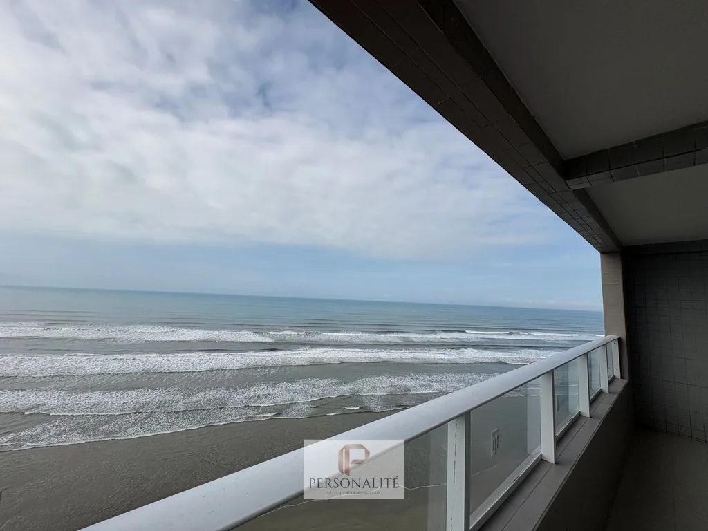 Apartamento frente mar 3 dormitórios no solemar PG