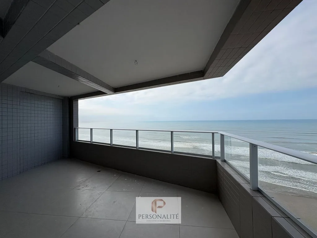 Apartamento frente mar 3 dormitórios no solemar PG
