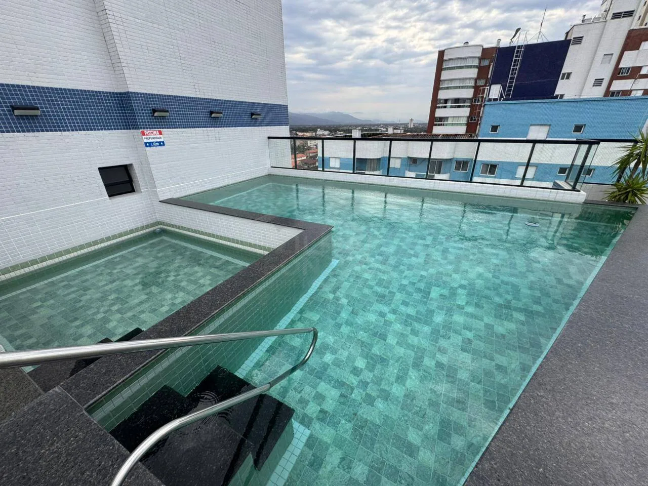 Apartamento frente total mar - lazer completo!
