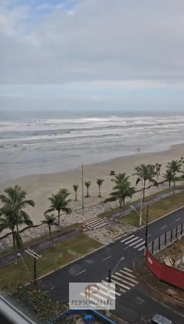 Apto pé na areia, frente mar, novo 2 dorm vista mar definitiva