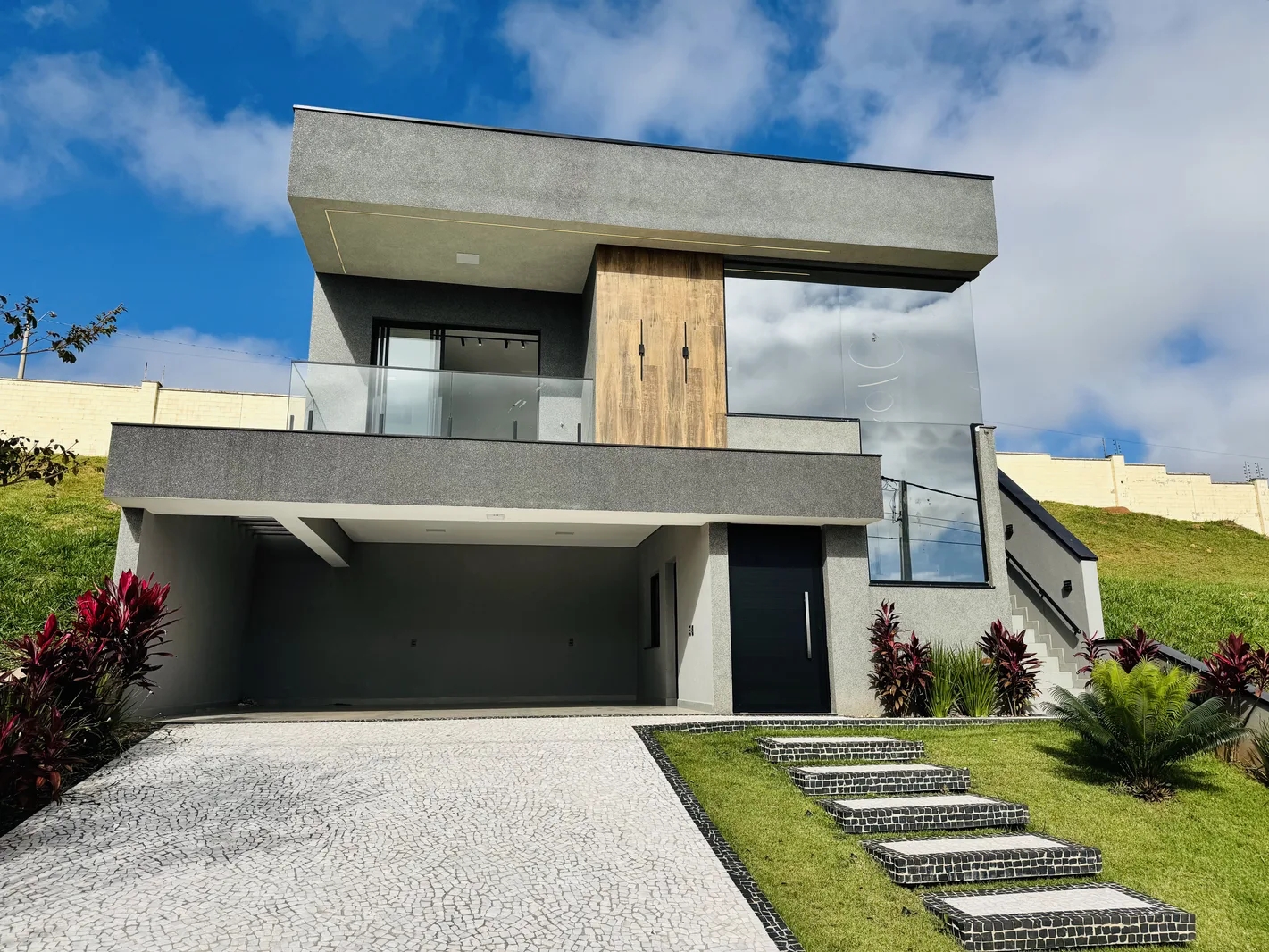 Casa 3 dormitórios com piscina e vista pôr do sol - Cond. San Giovanni - Itatiba/SP
