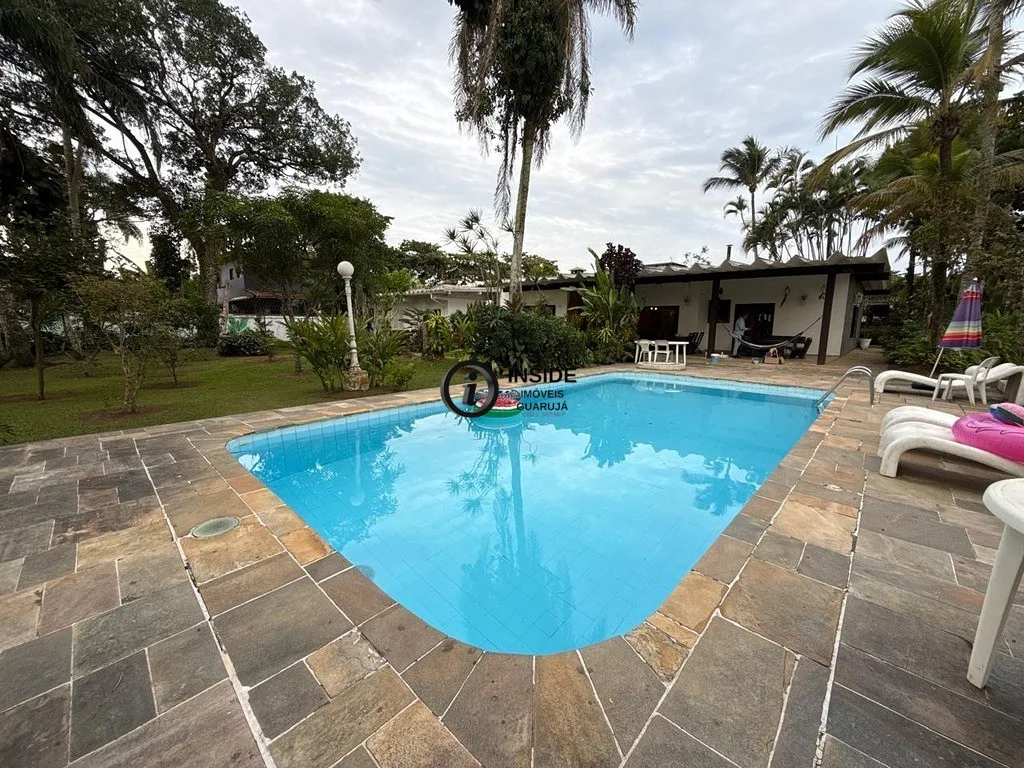Casa à venda com 7 quartos na praia do Pernambuco