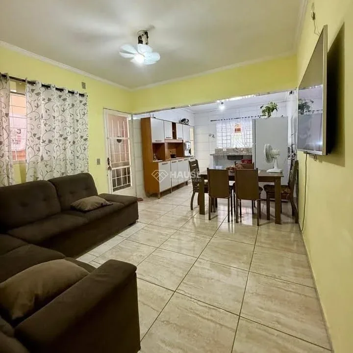 Casa à venda no Bairro Vila Centenário – com edícula e área gourmet