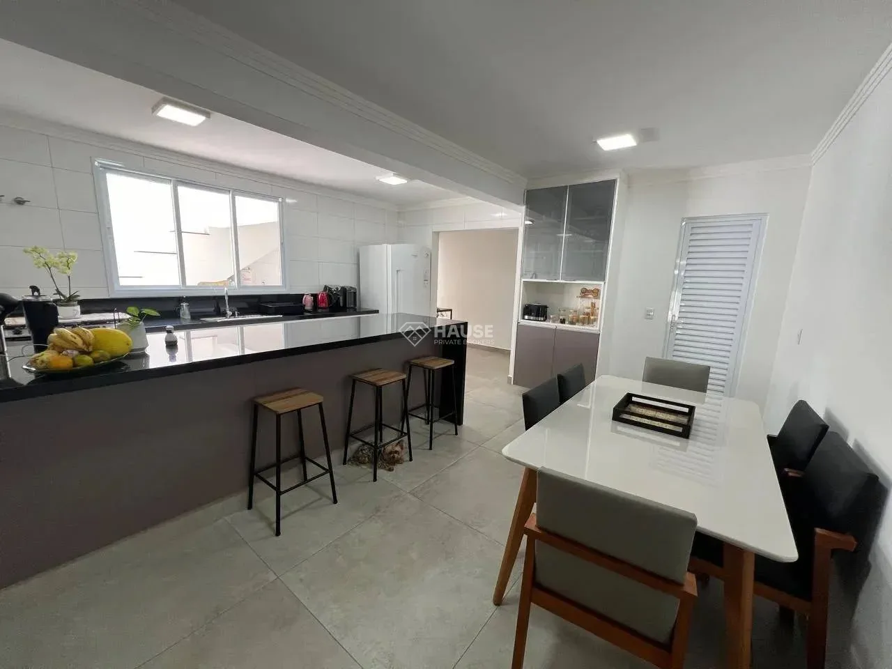 Casa à venda no Jardim Harmonia, em Itatiba/SP, com 150 m² de área construída em um terreno de 200 m².