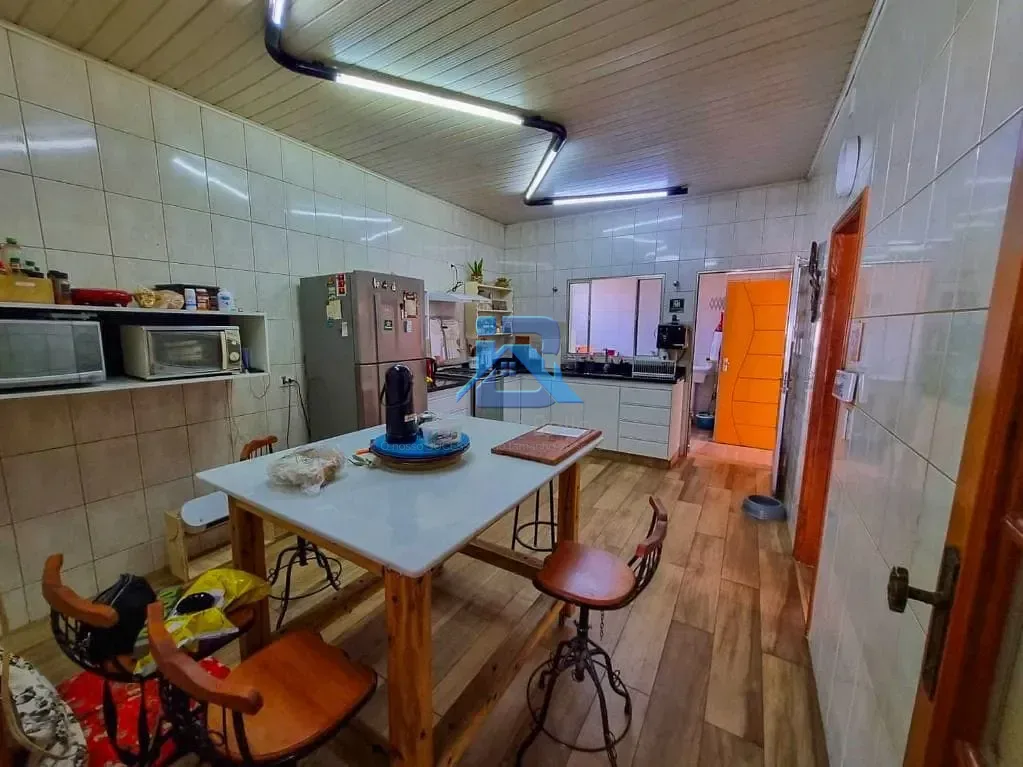 Casa com 3 dormitórios à venda, 323 m² por R$ 990.000,00 - Jardim São José - Itatiba/SP