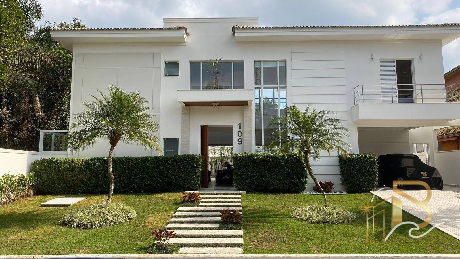 Casa com 4 dormitórios à venda, 350 m² por R$ 3.500.000,00 - Praia de Pernambuco - Guarujá/SP