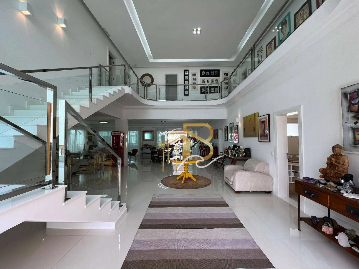Casa com 6 dormitórios à venda, 750 m² por R$ 9.000.000 - Praia do Pernambuco - Guarujá/SP