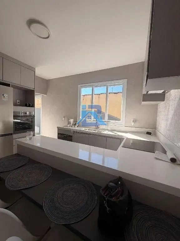 Casa Mobiliada com 2 dormitórios para alugar, 81 m² por R$ 0/mês - Jardim Morumbi - Itatiba/SP