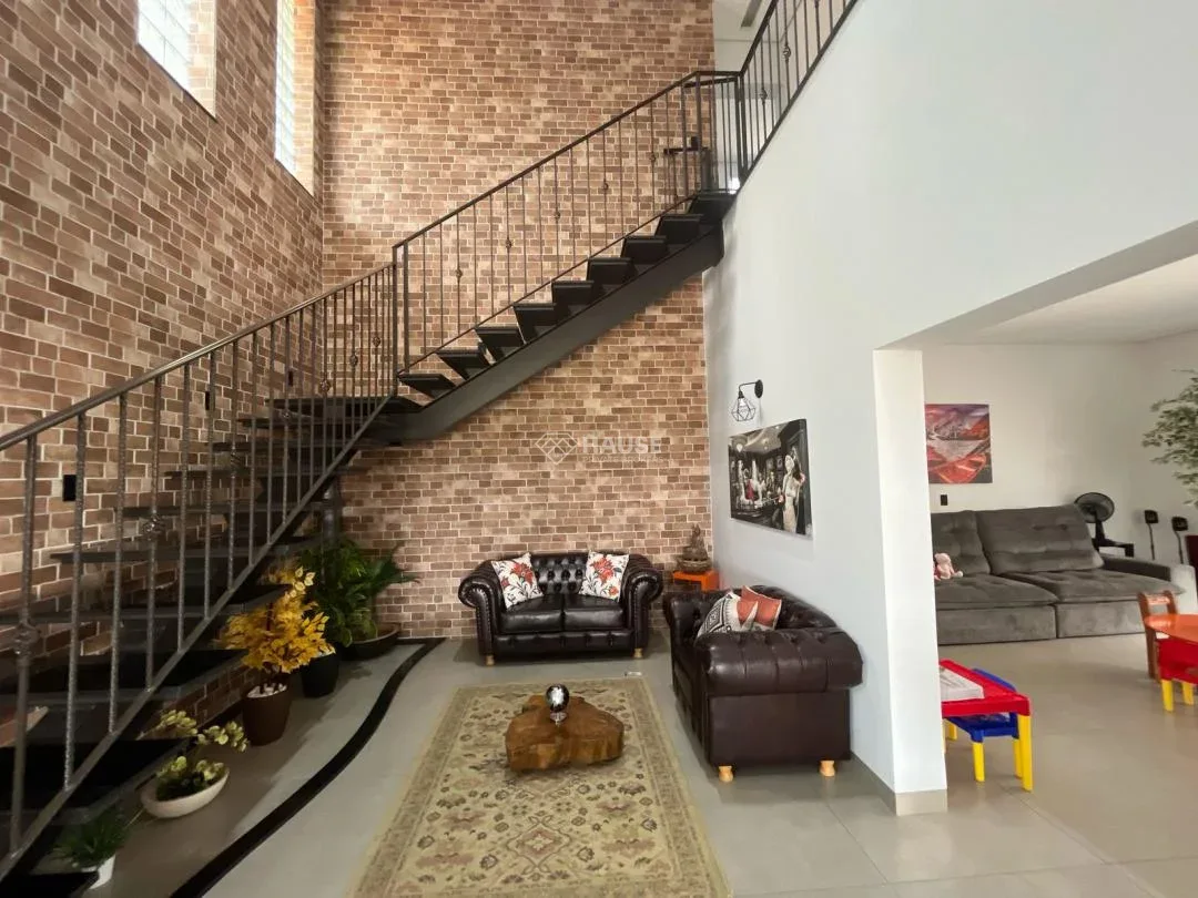 Casa Moderna no Condomínio Reserva Santa Rosa – Itatiba, SP