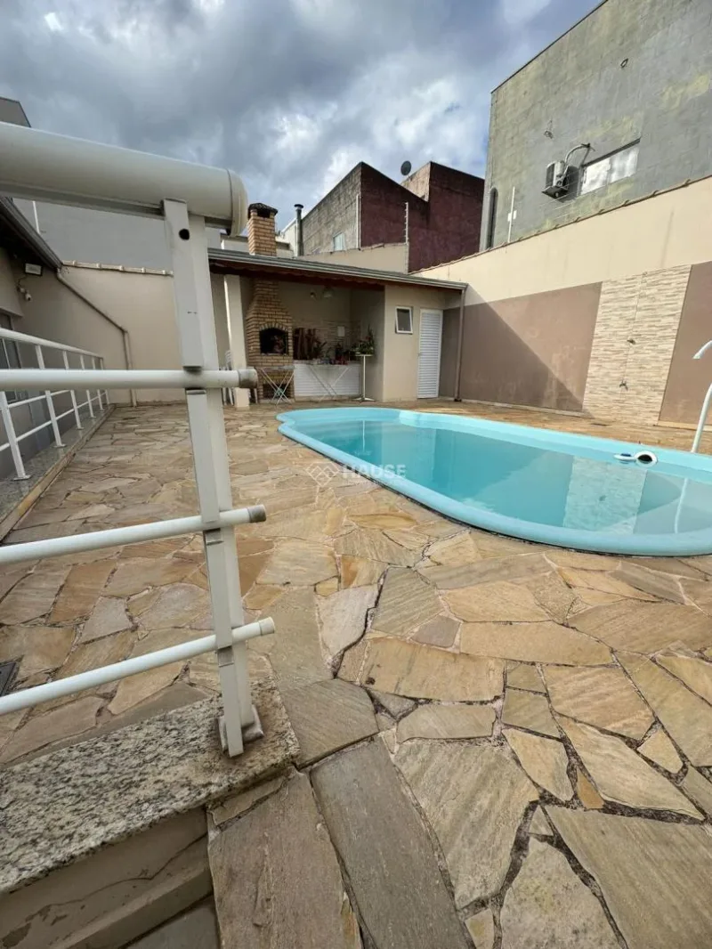 Casa Térrea à Venda – no Loteamento Central Park I Itatiba/SP | 3 Quartos, Piscina e Área Gourmet
