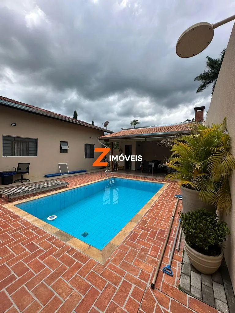 Casa Térrea com Piscina à Venda ou Locação | Jardim das Paineiras – Itatiba/SP