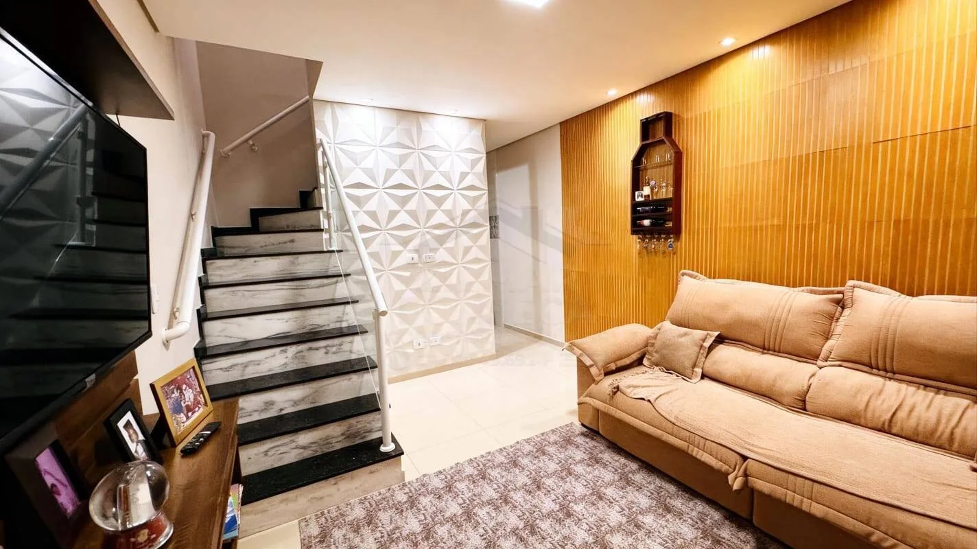 Casas de condomínio assobradada - Lado praia - 02 suítes
