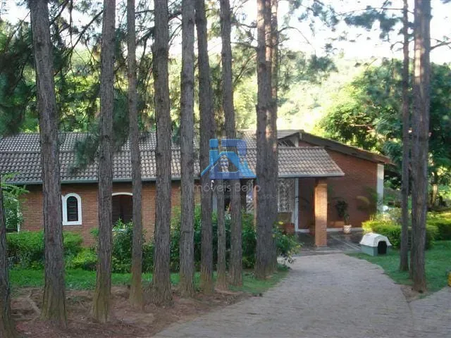 Chácara à venda, 5500 m² por R$ 1.680.000,00 - Condomínio Itaembu - Itatiba/SP