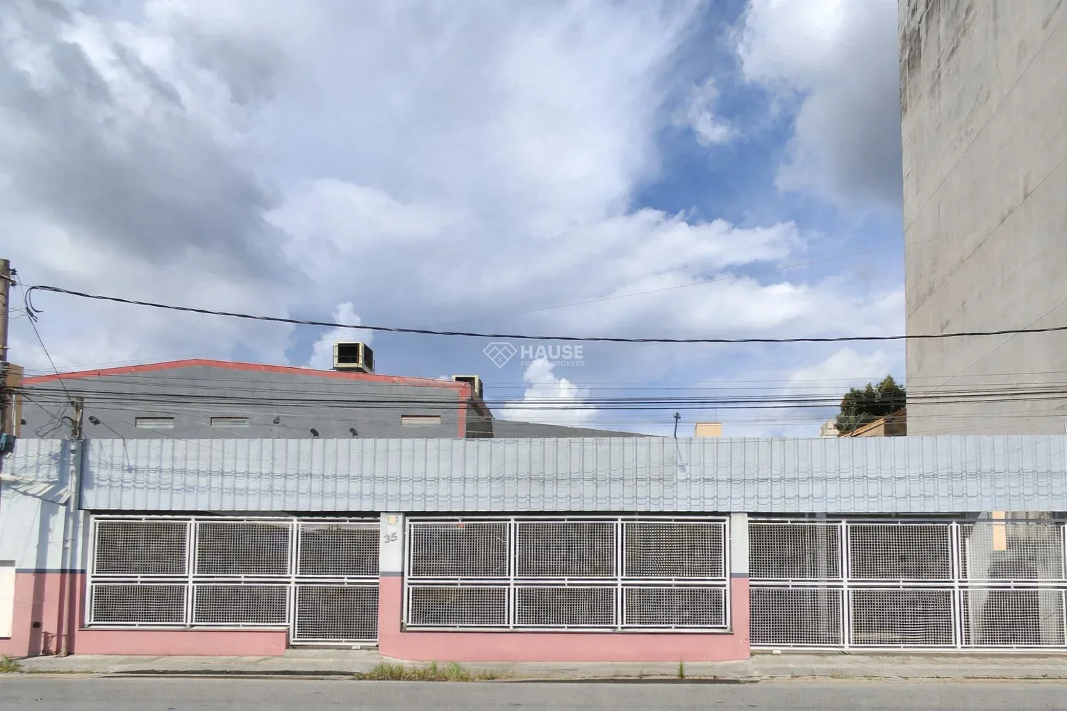 Imóvel comercial para locação na Avenida Marechal Deodoro – Itatiba/SP | 971 m²
