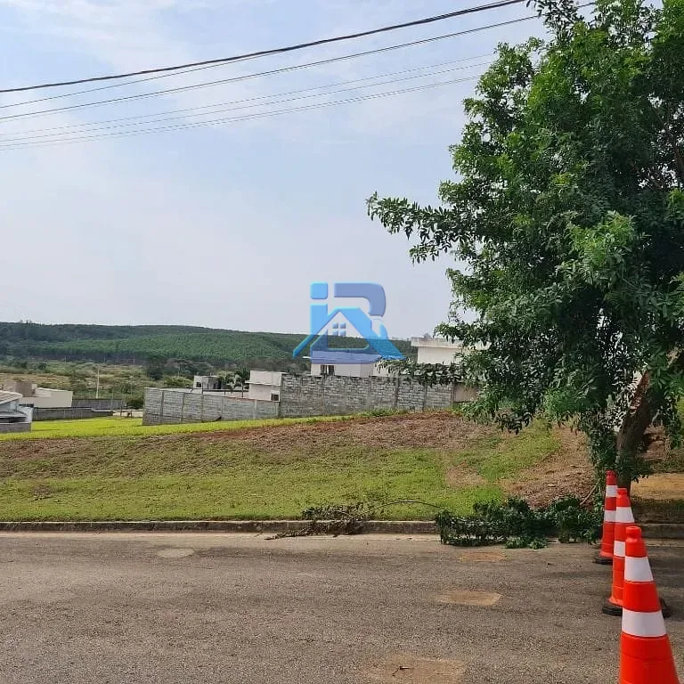 Terreno à venda, 581 m² por R$ 348.000,00 - Condominio 7 Lagos - Itatiba/SP