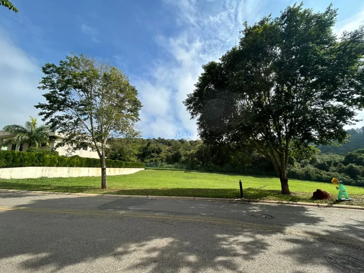 Terreno à Venda no Condomínio Fazenda Dona Carolina – Luxo, Exclusividade e Qualidade de Vida